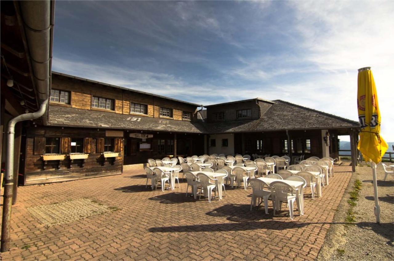 Refuge De Plan-Francey Hotel Moleson Bagian luar foto