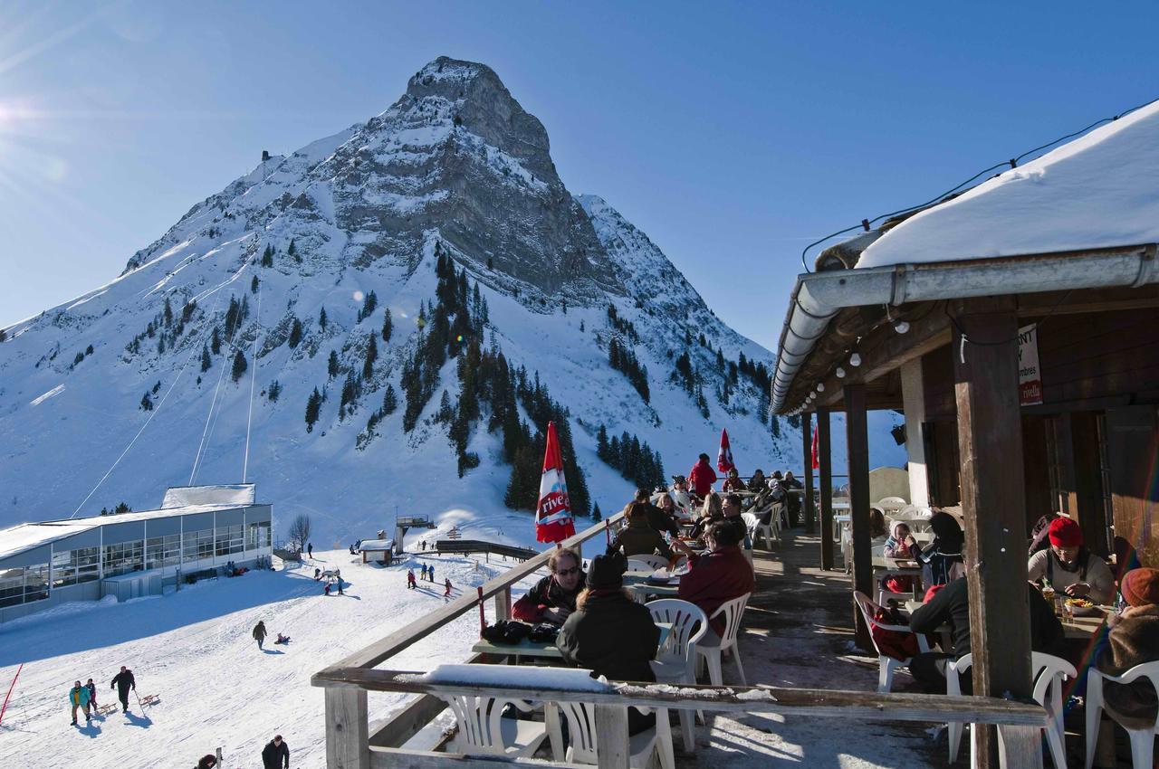 Refuge De Plan-Francey Hotel Moleson Bagian luar foto