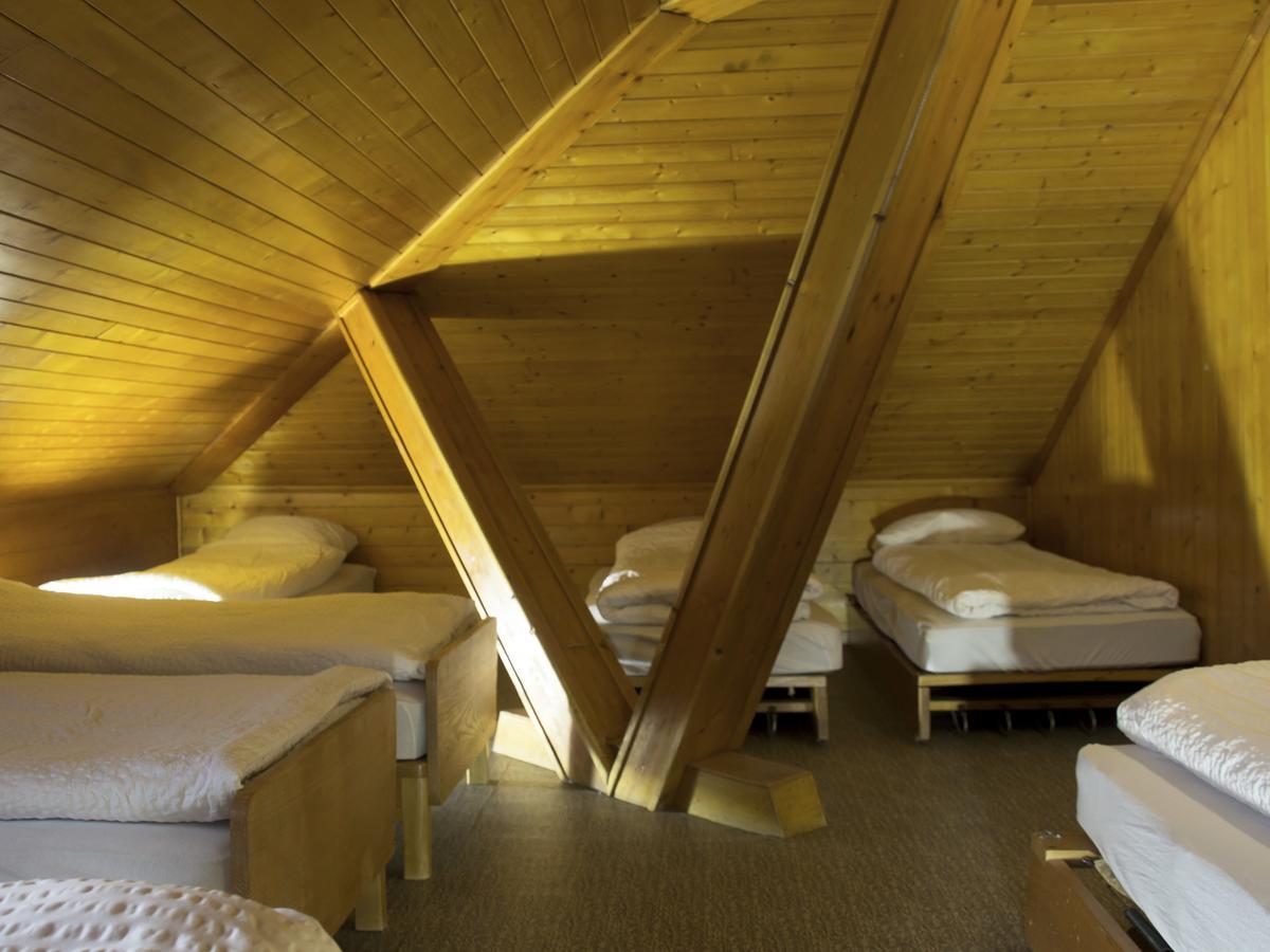 Refuge De Plan-Francey Hotel Moleson Bagian luar foto
