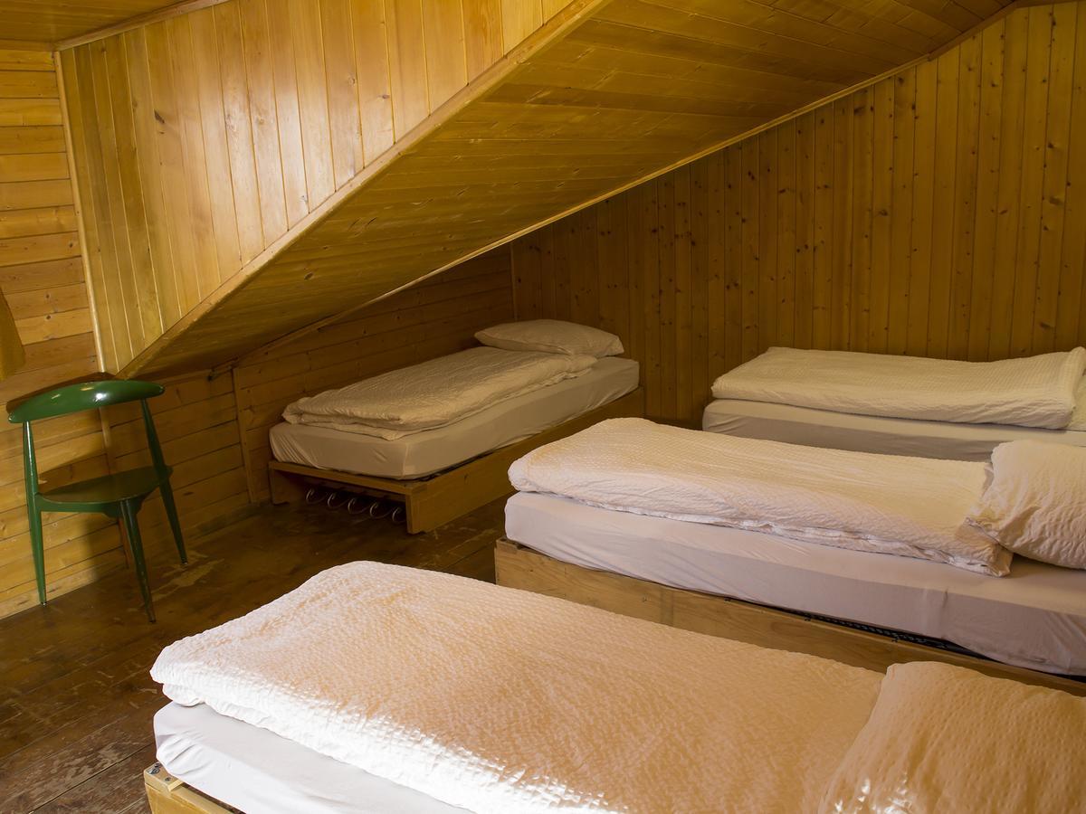 Refuge De Plan-Francey Hotel Moleson Bagian luar foto