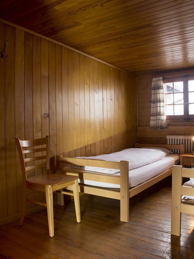 Refuge De Plan-Francey Hotel Moleson Bagian luar foto